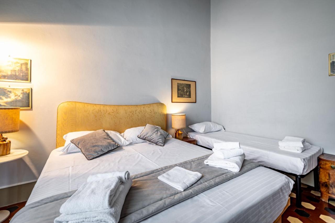 Roommo D'azeglio * Florenz